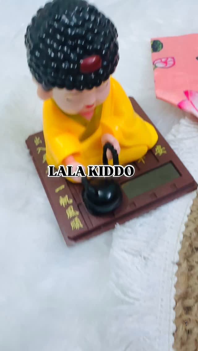 Instagram post from lala__kiddo. This post is in position 5.